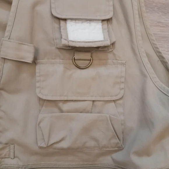 Fishing vest - Picture 4 of 5